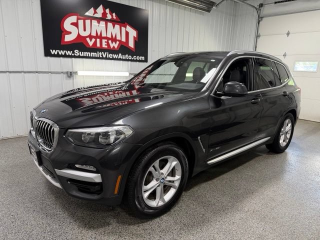 Used 2018 BMW X3 xDrive30i AWD/4WD video 1