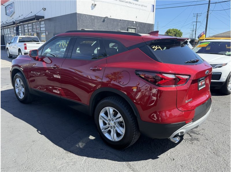 Used 2019 Chevrolet Blazer LT w/ Sound & Technology Package FWD image 13