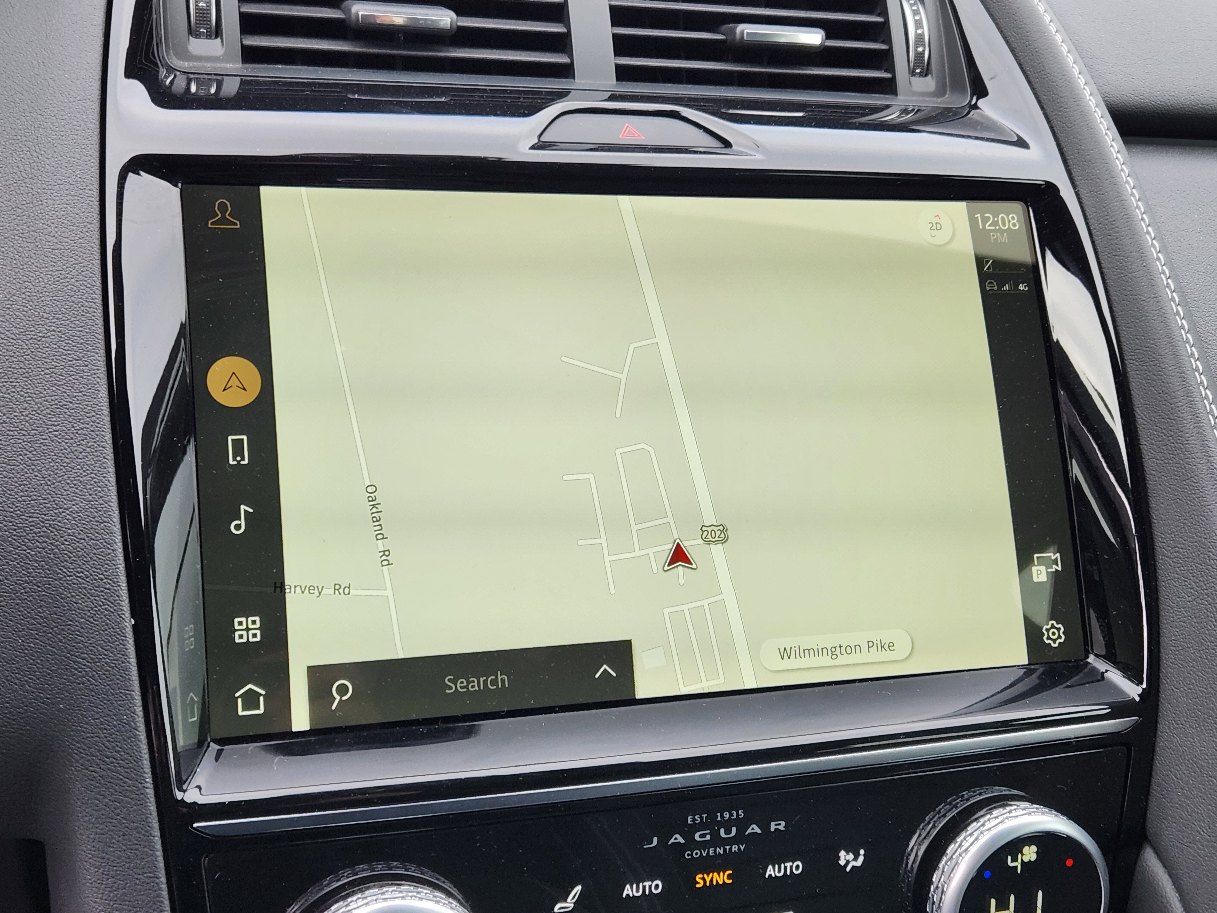 Certified 2024 Jaguar E-PACE R-Dynamic SE image 22