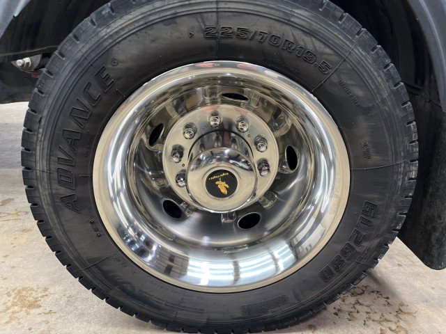 Used 2024 Ford F550 4x4 Crew Cab Super Duty image 34