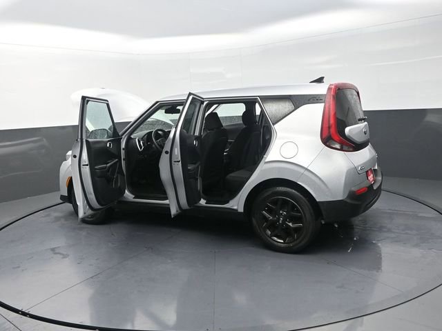 Used 2020 Kia Soul S FWD image 45