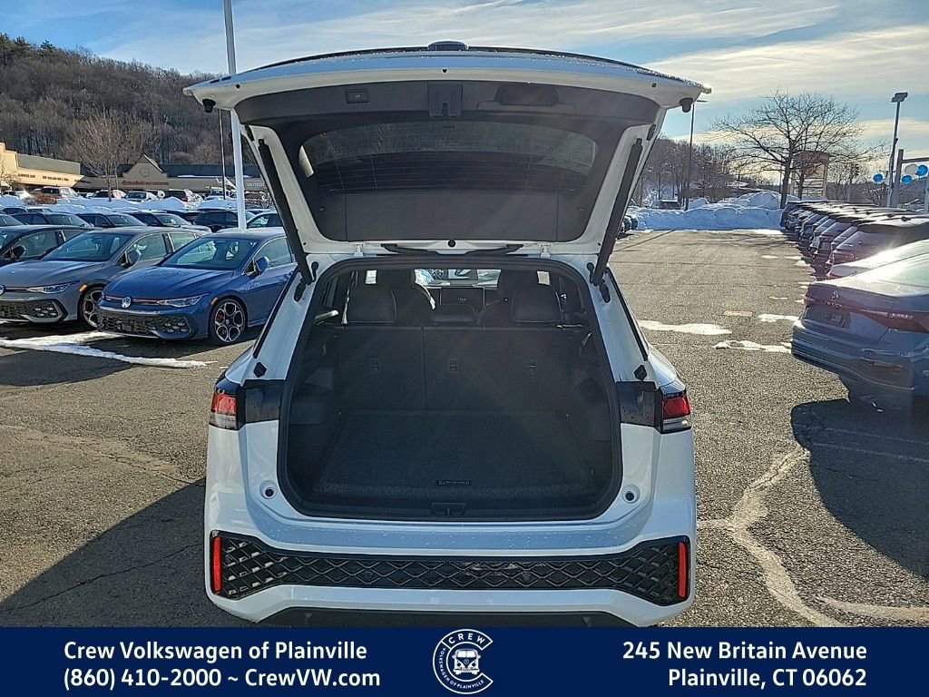 New 2026 Volkswagen Tiguan SE R-Line image 39