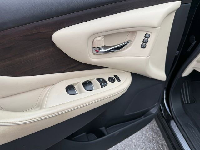 Used 2020 Nissan Murano Platinum w/ Cargo Package FWD image 33