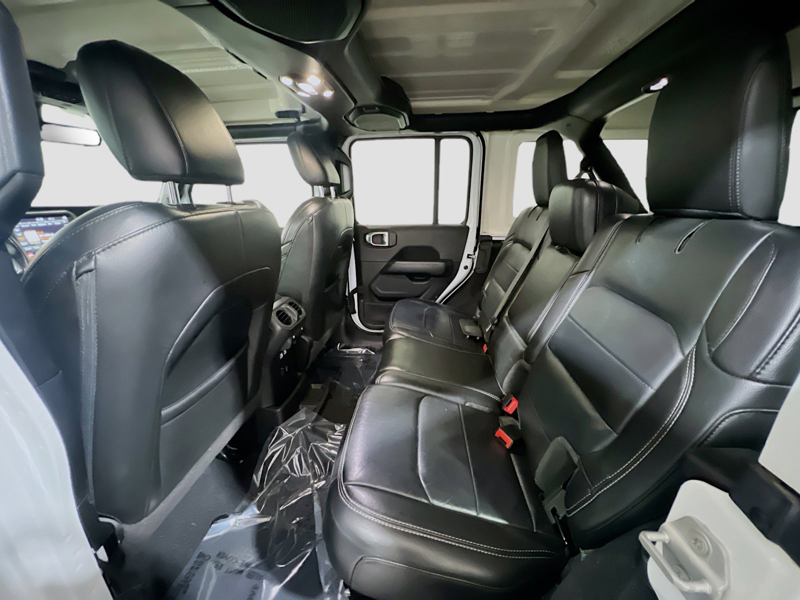 Used 2022 Jeep Wrangler Unlimited Sahara w/ LED Lighting Group image 17