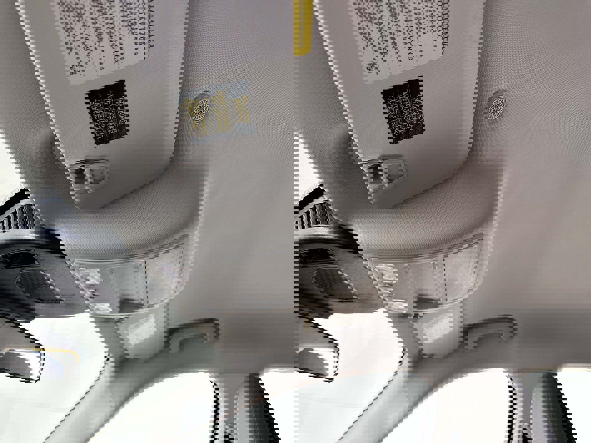 Used 2022 Ford Escape SE w/ SE Sport Appearance Package image 55