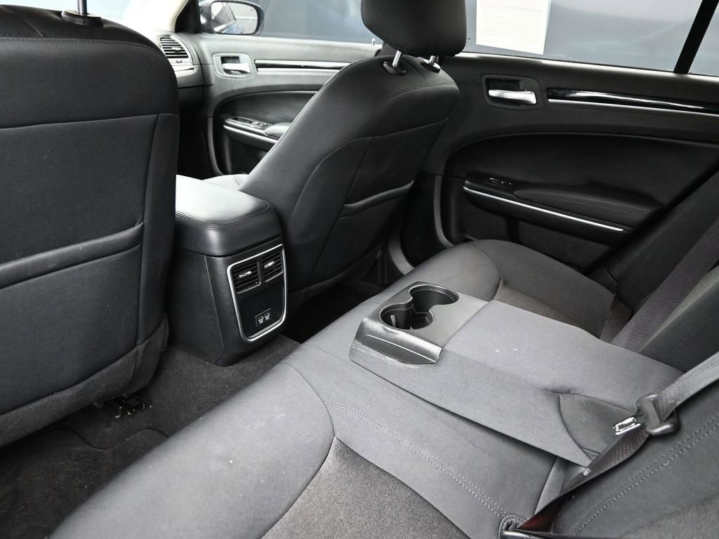 Used 2023 Chrysler 300 Touring w/ Sport Appearance Package image 24