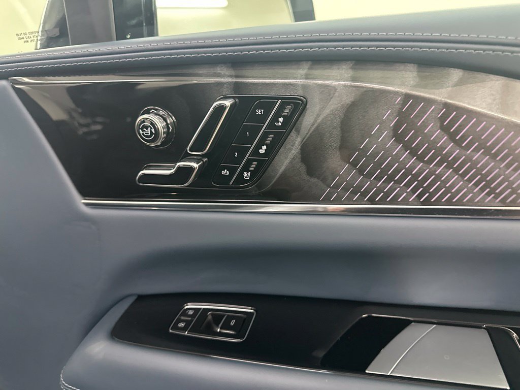 Certified 2026 Cadillac Escalade IQ Sport 2 w/ LPO, Premium Carpet Package AWD/4WD image 18