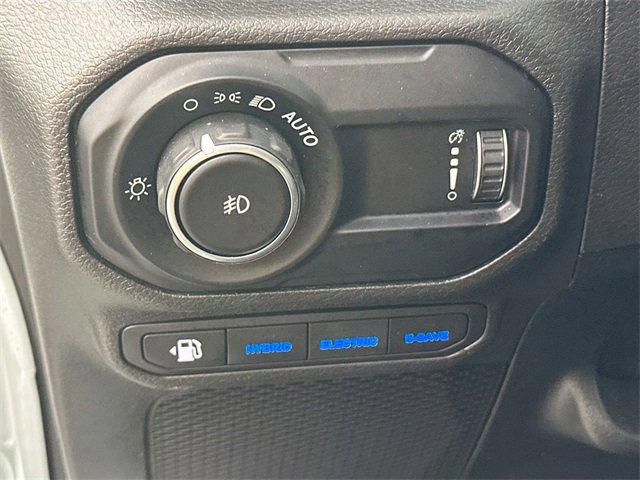 Used 2023 Jeep Wrangler Unlimited Sahara w/ Cold Weather Group image 24