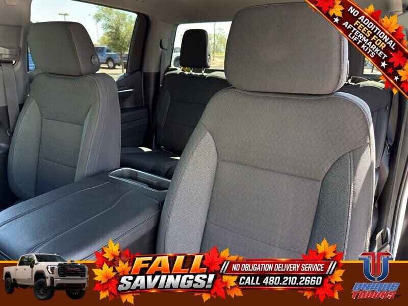 Used 2023 Chevrolet Silverado 1500 RST w/ Redline Edition AWD/4WD image 19