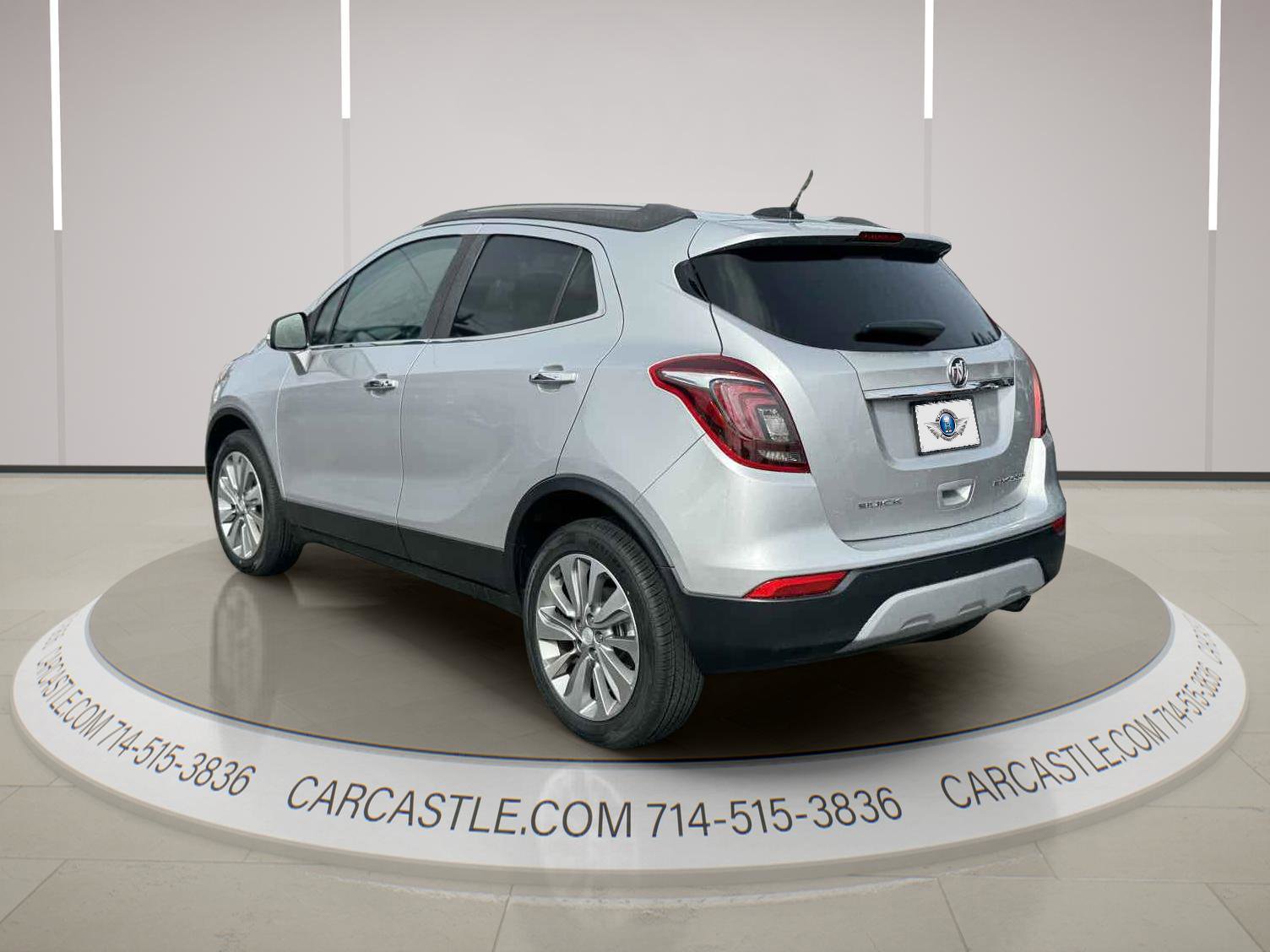Used 2018 Buick Encore Preferred image 2