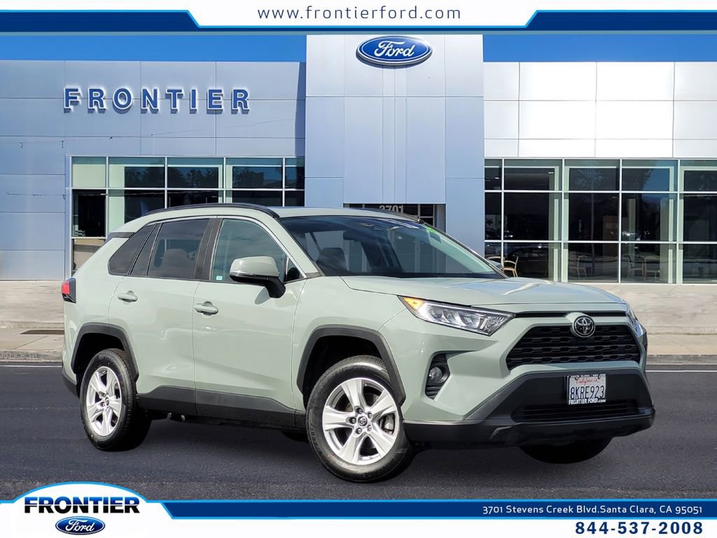 Used 2019 Toyota RAV4 XLE image 1