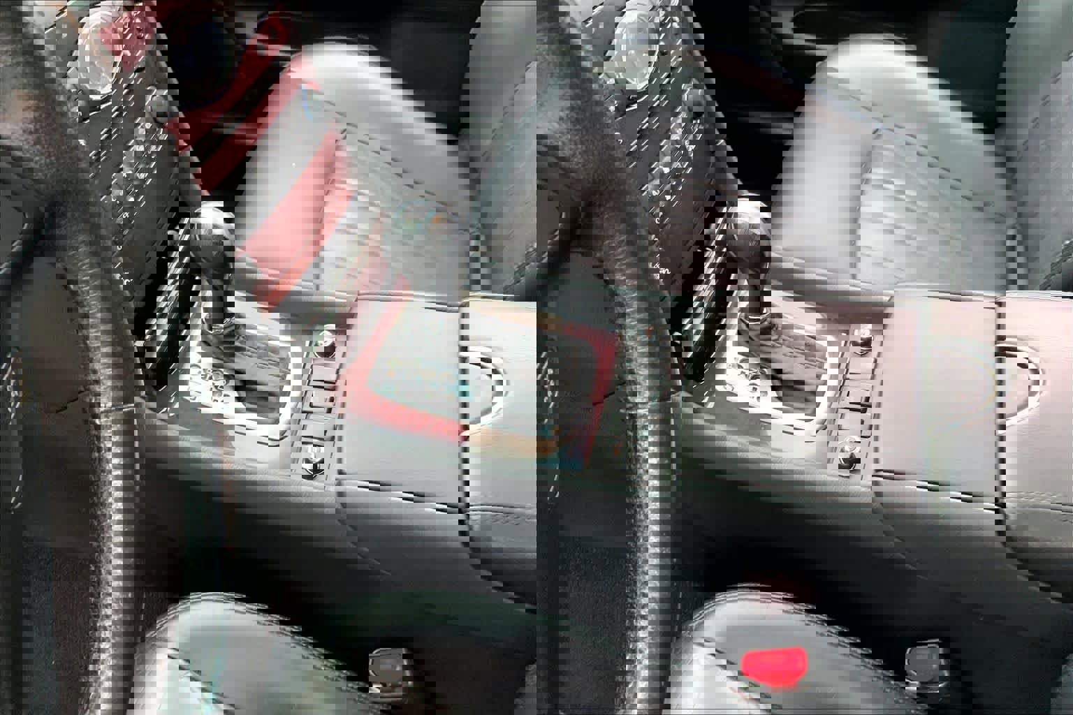 Used 2017 INFINITI QX50 w/ Premium Package image 17