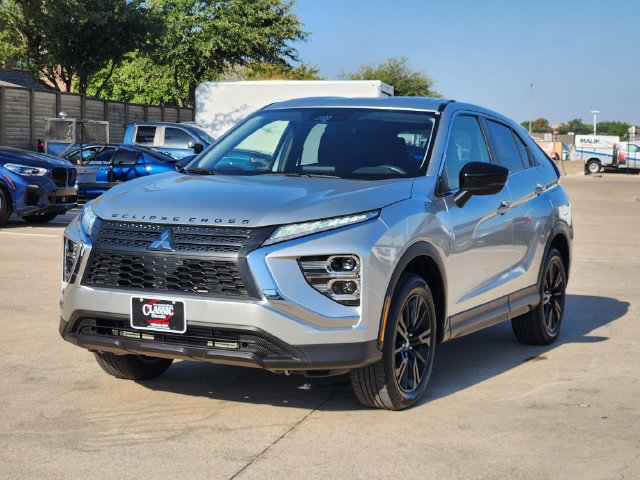 Used 2025 Mitsubishi Eclipse Cross LE AWD/4WD image 12