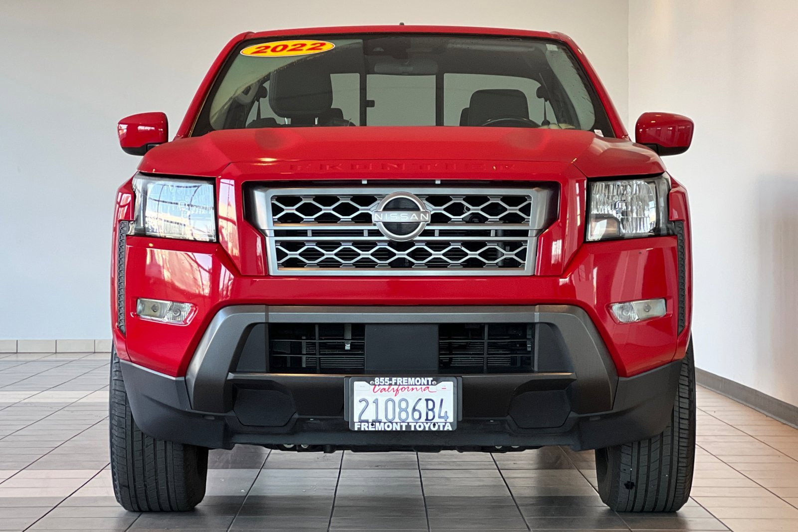 Used 2022 Nissan Frontier SV image 9
