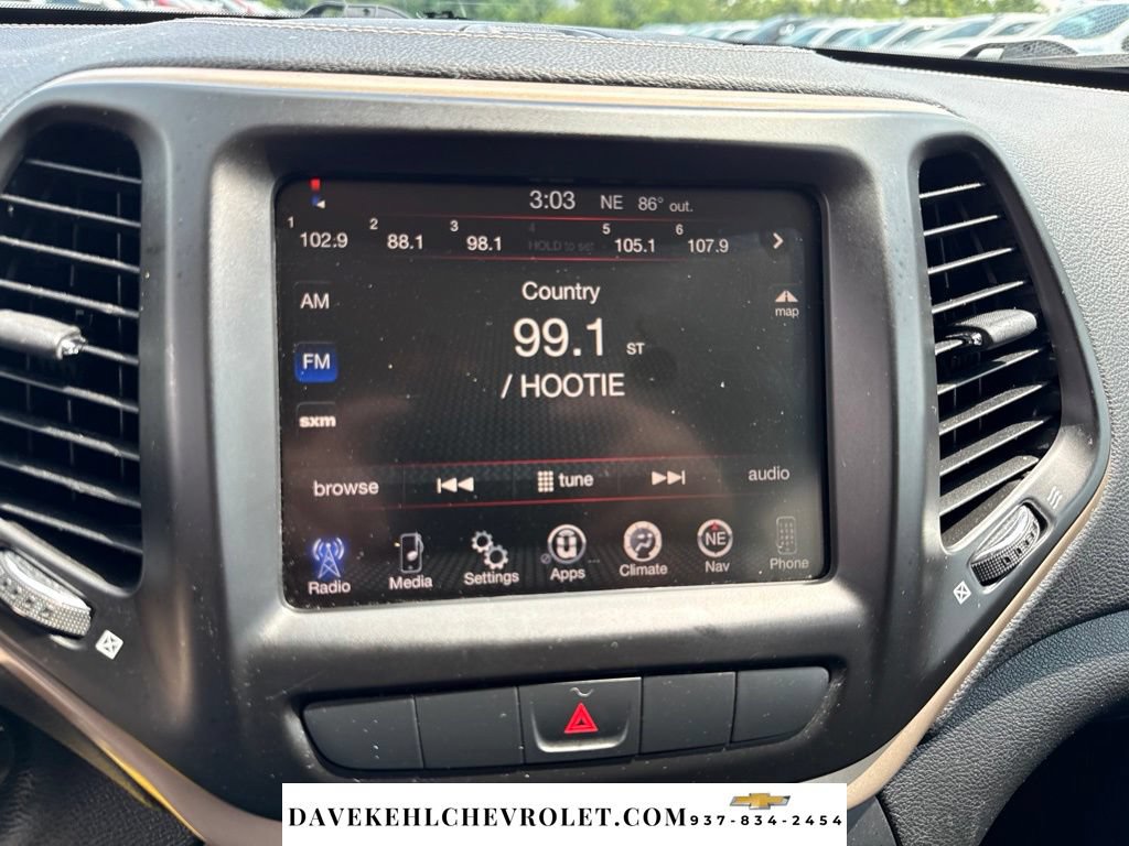 Used 2014 Jeep Cherokee Latitude FWD image 17