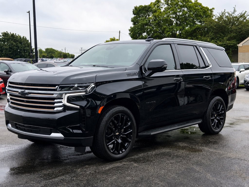 Used 2024 Chevrolet Tahoe High Country AWD/4WD image 8