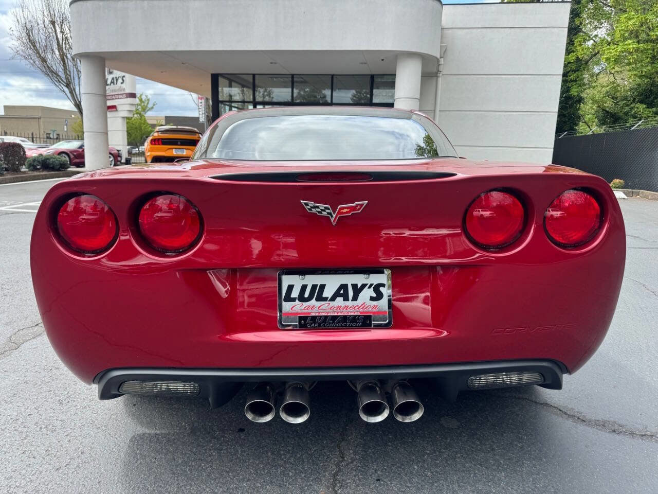 Used 2011 Chevrolet Corvette Coupe w/ 1LT RWD image 4