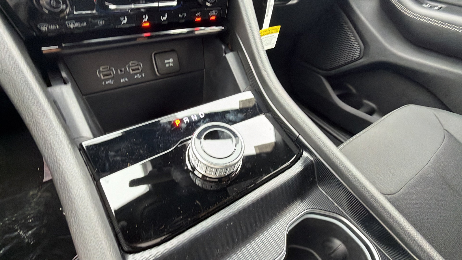 New 2026 Jeep Grand Cherokee Laredo RWD image 26