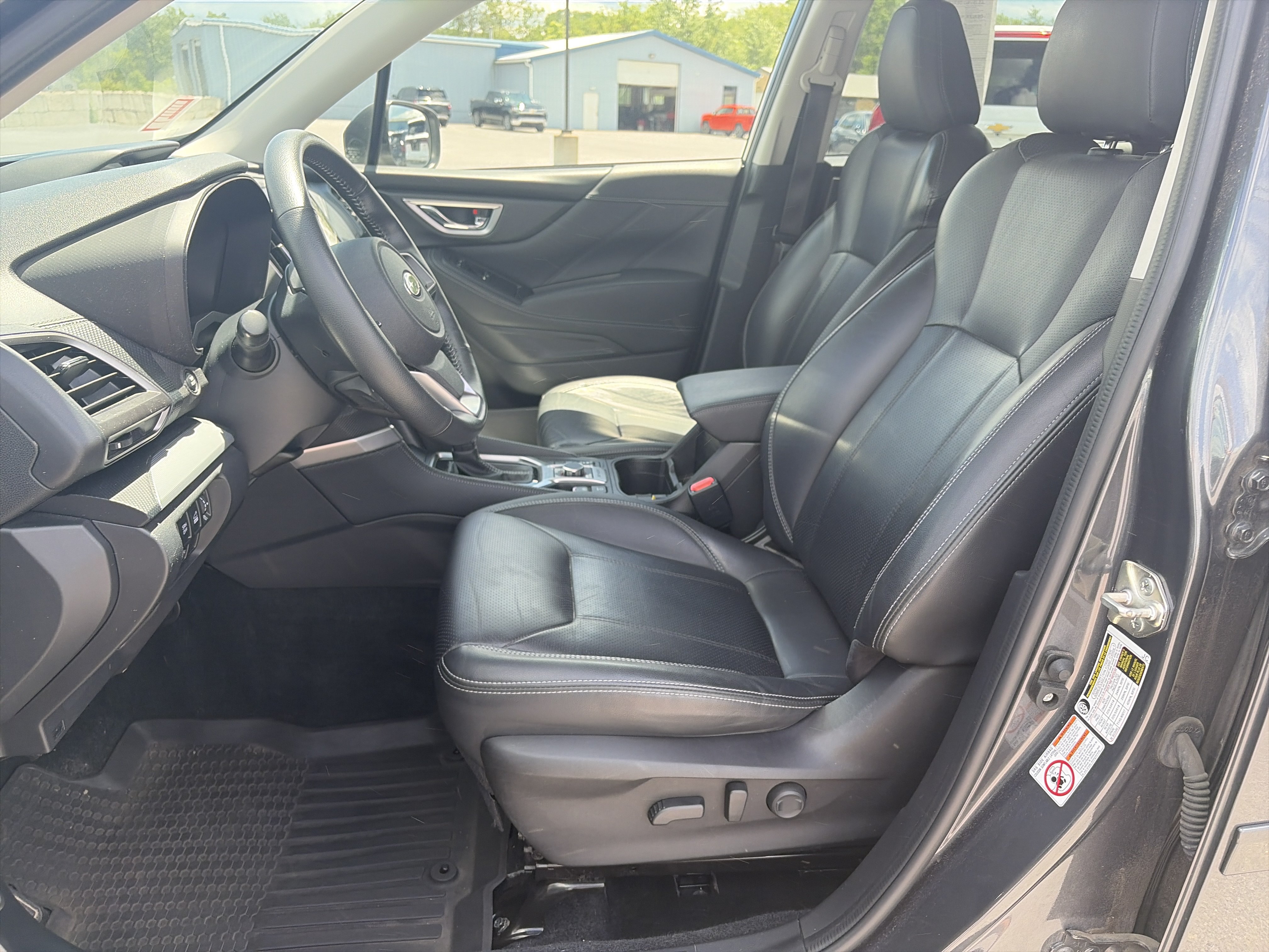 Used 2020 Subaru Forester Limited AWD/4WD image 5