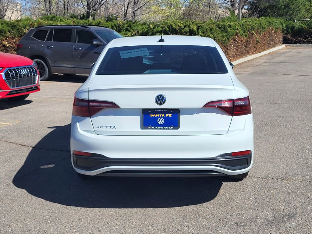 Used 2024 Volkswagen Jetta S image 6