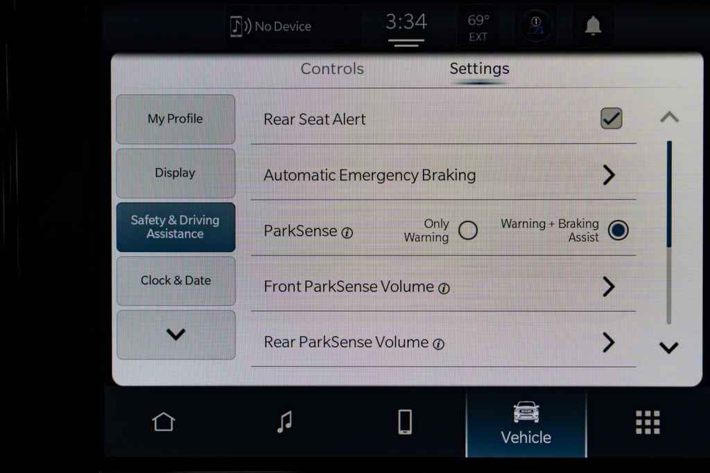 New 2026 RAM 1500 Tradesman AWD/4WD image 19