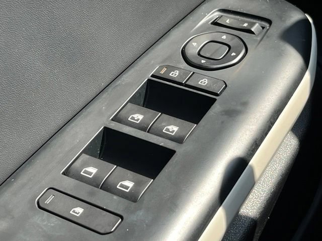 Certified 2025 Kia K4 GT-Line Turbo w/ GT-Line Premium Package FWD image 35