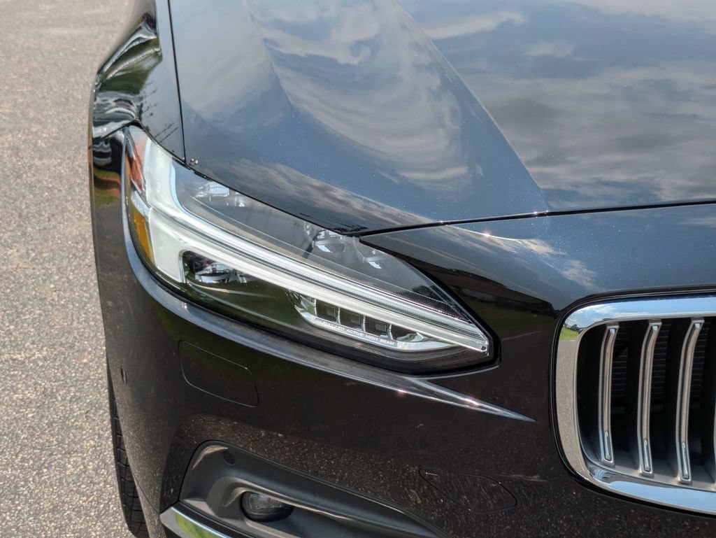 Used 2023 Volvo S90 B6 Ultimate w/ Protection Package Premier AWD/4WD image 10