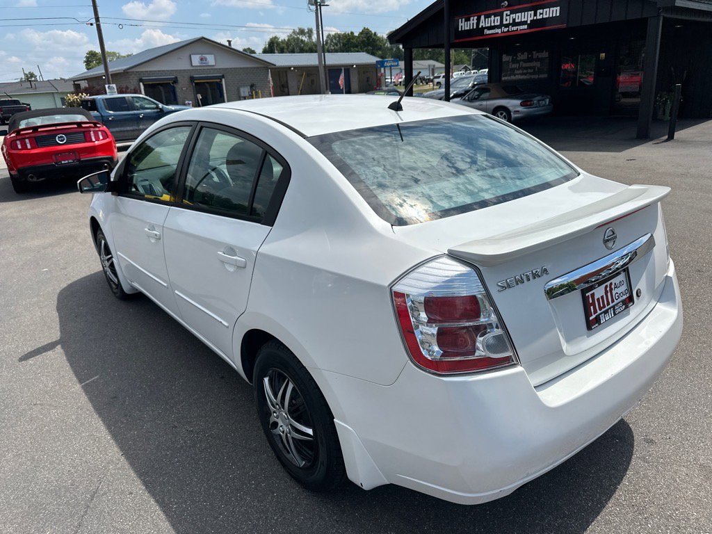 Used 2011 Nissan Sentra 2.0 image 5