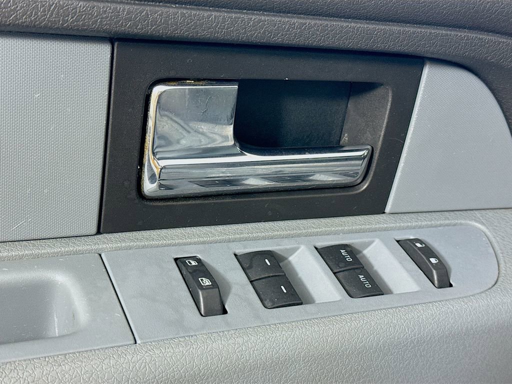 Used 2014 Ford F150 XLT w/ Equipment Group 302A Luxury image 19