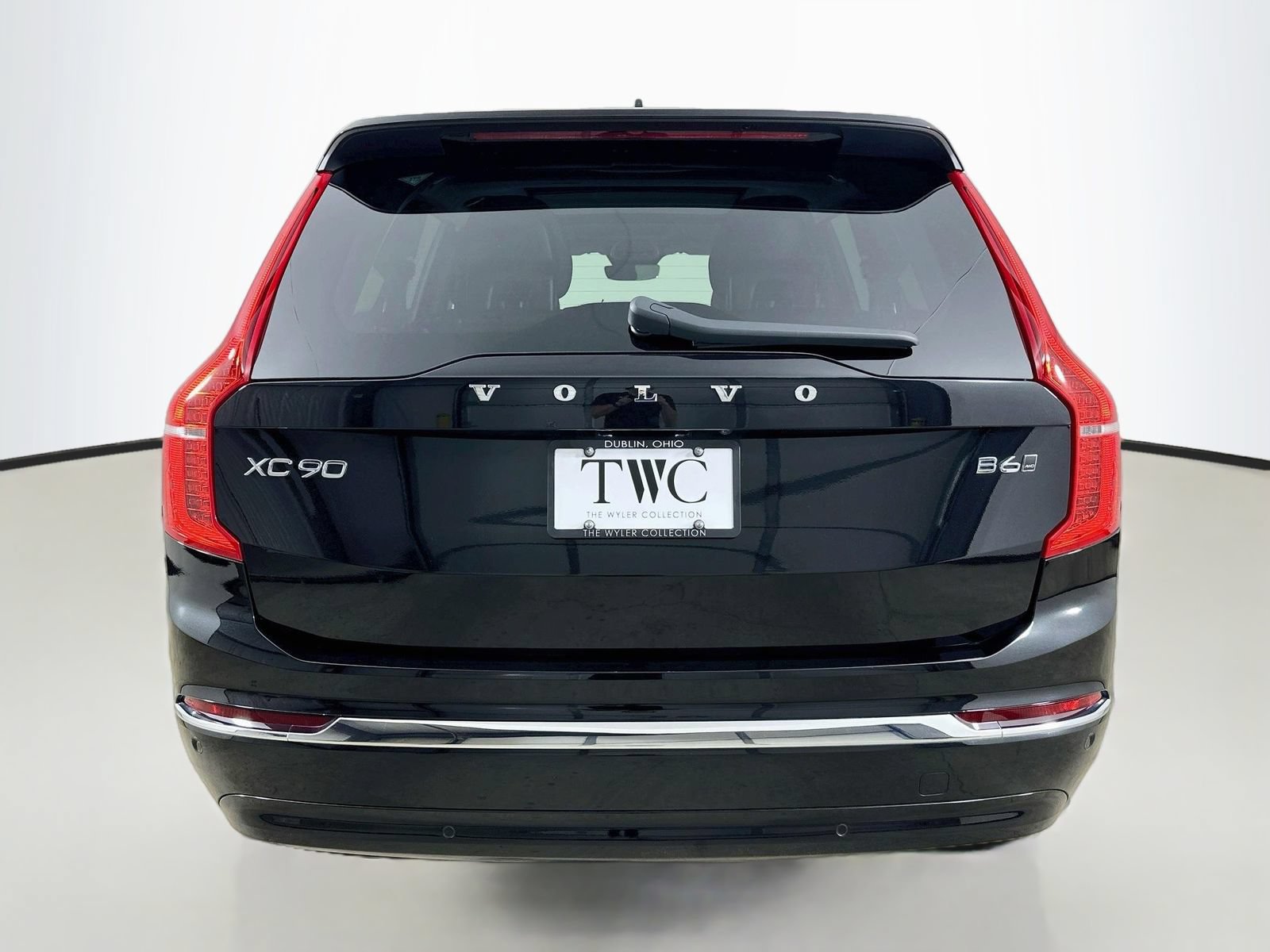 Used 2023 Volvo XC90 B6 Plus AWD/4WD image 6