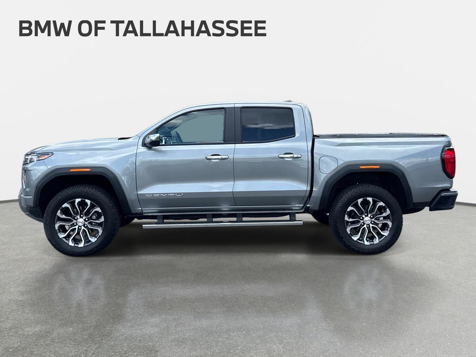 Used 2026 GMC Canyon Denali AWD/4WD image 9