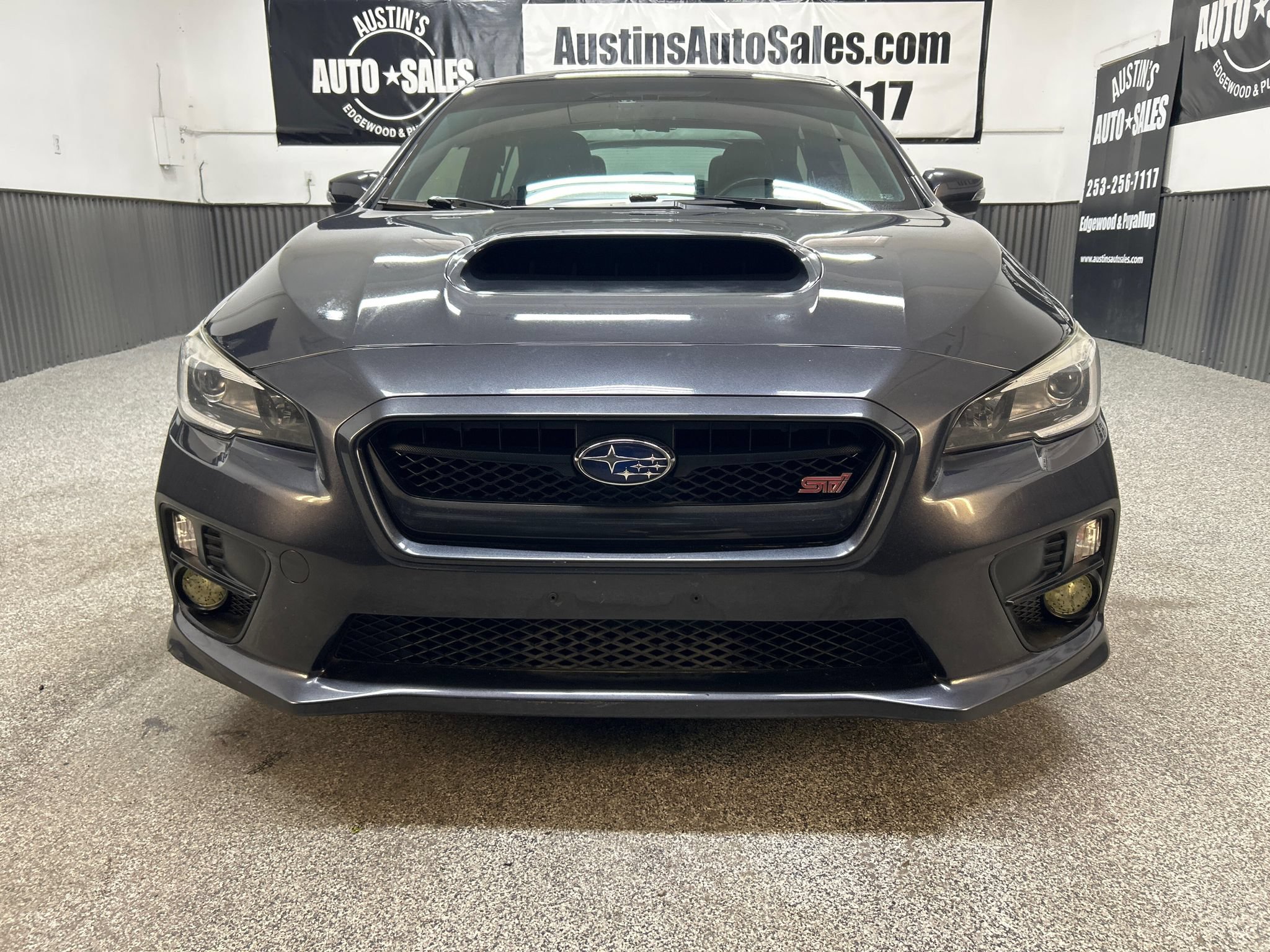 Used 2015 Subaru WRX STI Limited AWD/4WD image 2