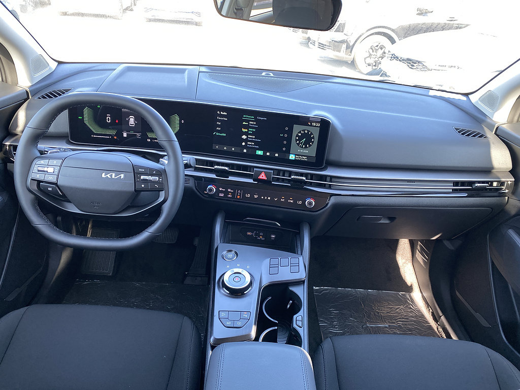 New 2026 Kia Sportage LX FWD image 23