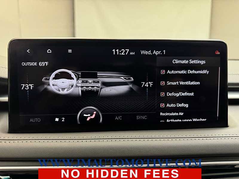 Used 2022 Genesis G70 2.0T w/ Prestige Package image 40