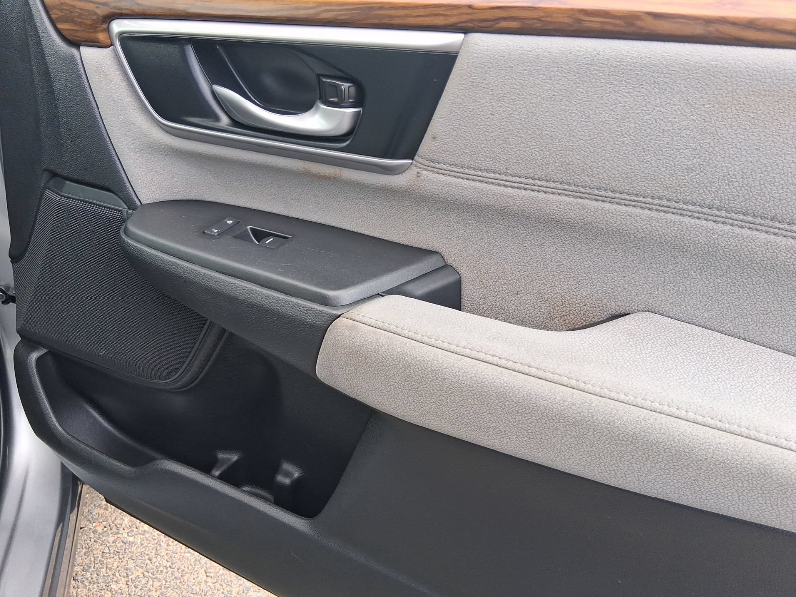 Used 2021 Honda CR-V EX image 17