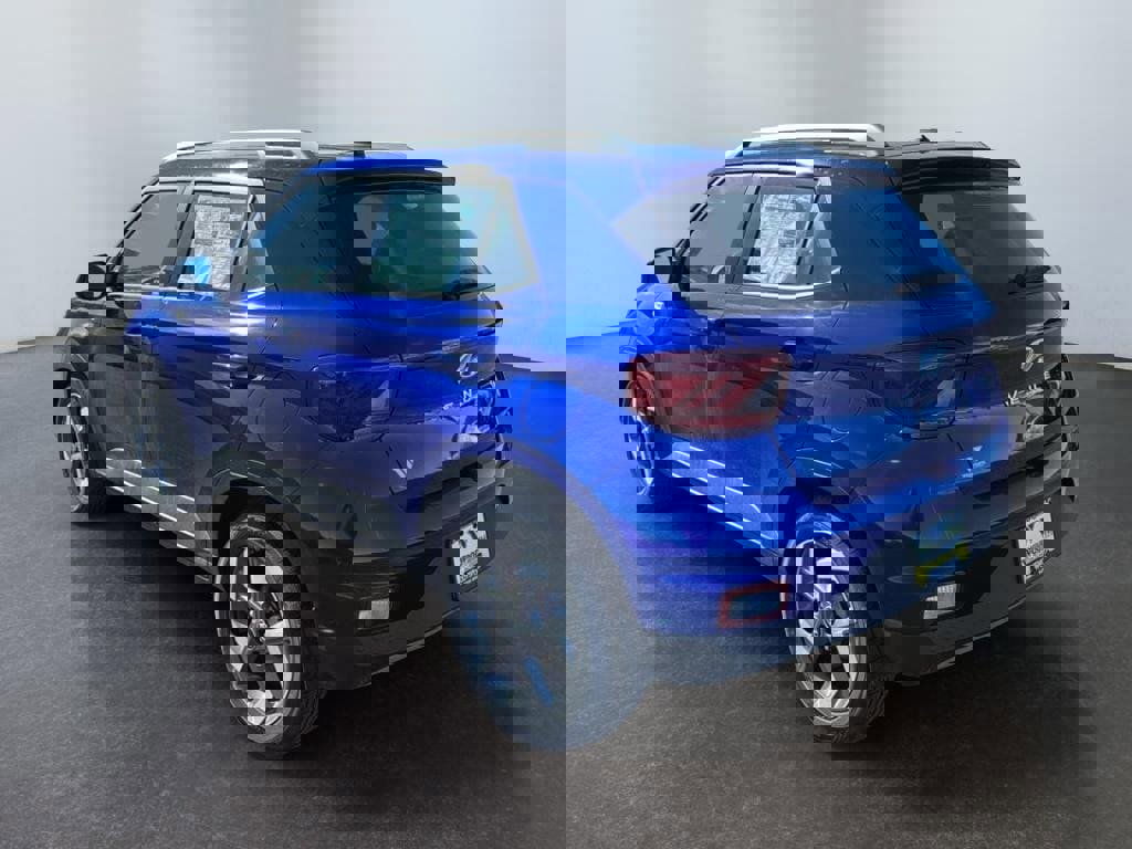 New 2024 Hyundai Venue Limited image 7