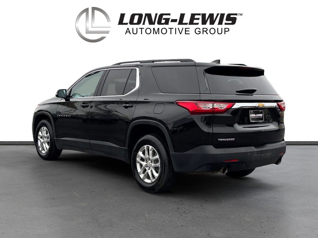 Used 2021 Chevrolet Traverse LT image 4