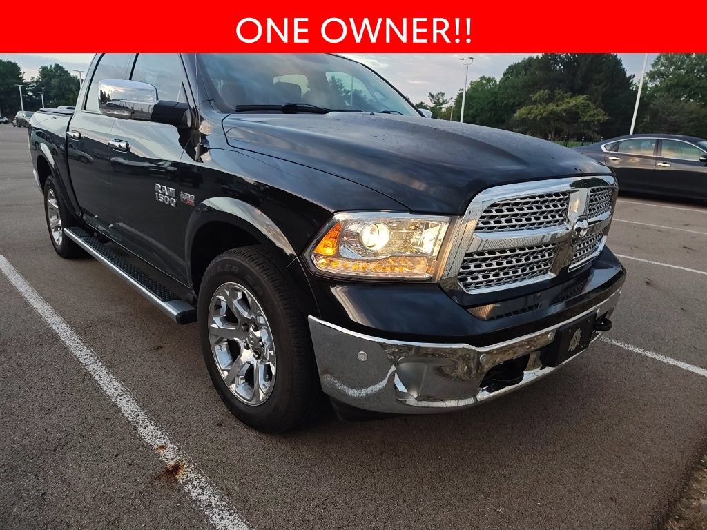 Used 2016 RAM 1500 Laramie w/ Convenience Group AWD/4WD image 3
