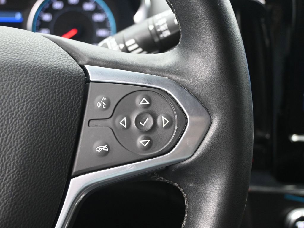 Used 2023 Chevrolet Traverse RS image 14