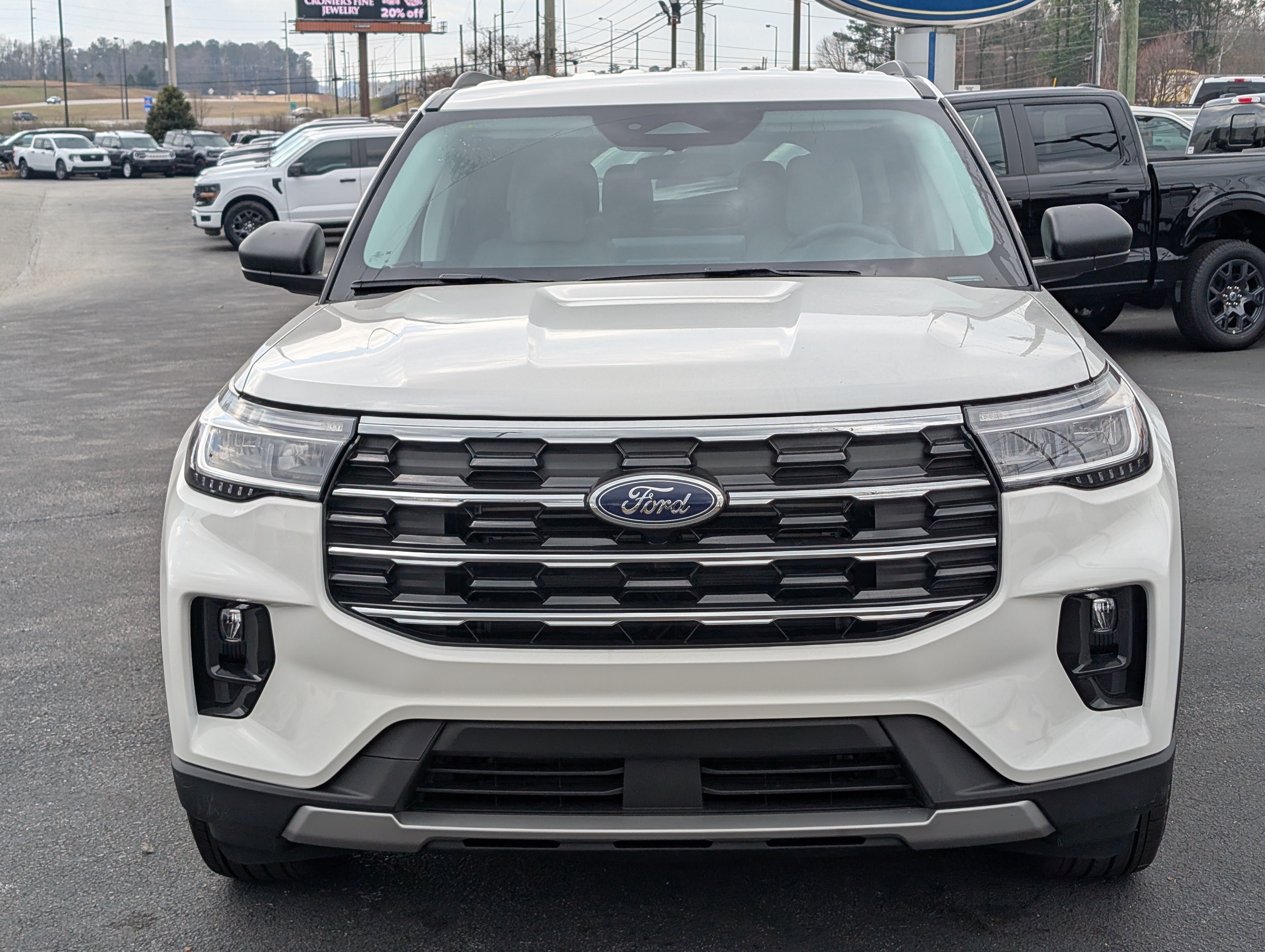 New 2026 Ford Explorer Active w/ Active Comfort Package AWD/4WD image 3