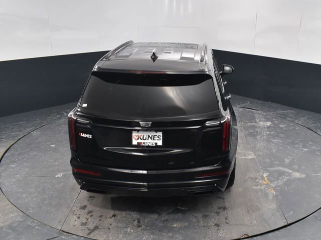 Used 2023 Cadillac XT6 Sport w/ LPO, ONYX Package image 38