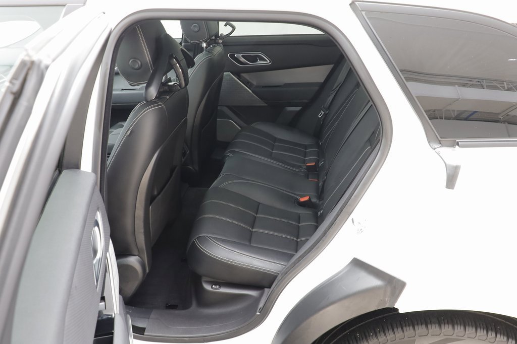 Used 2022 Land Rover Range Rover Velar R-Dynamic S image 16