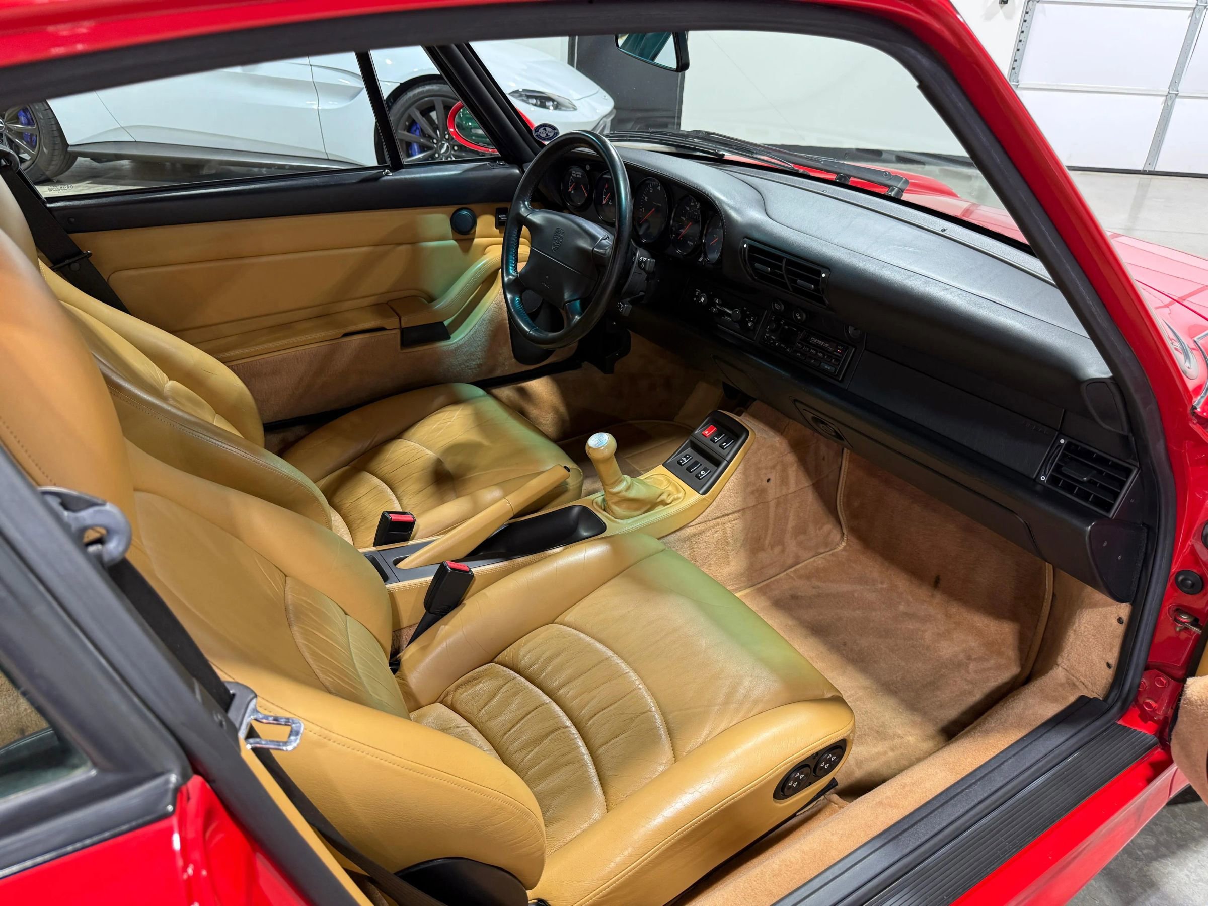 Used 1996 Porsche 911 Turbo RWD image 44