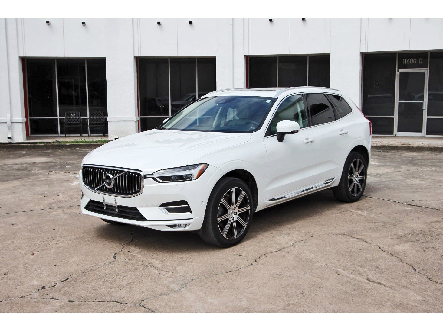 Used 2020 Volvo XC60 T6 Inscription AWD/4WD image 3