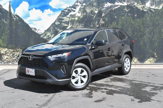 Certified 2025 Toyota RAV4 LE AWD/4WD image 6