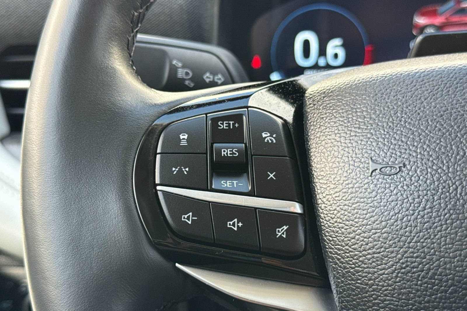 Used 2025 Ford Explorer Platinum w/ Ultimate Package RWD image 34