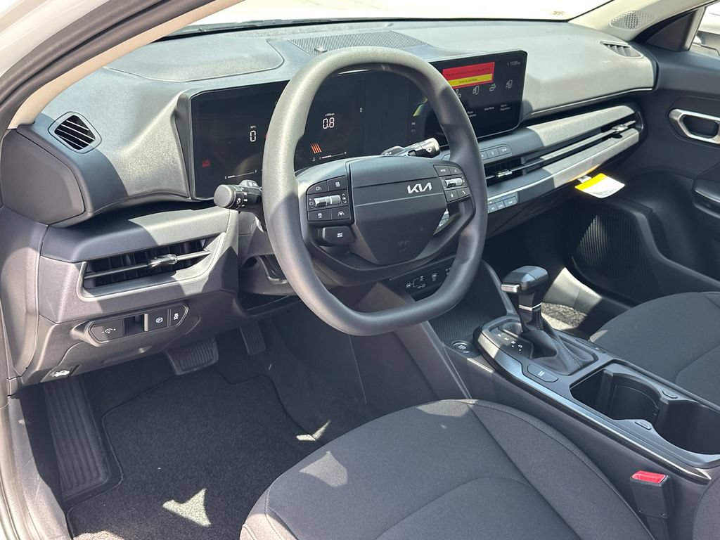 New 2026 Kia K4 FWD image 15