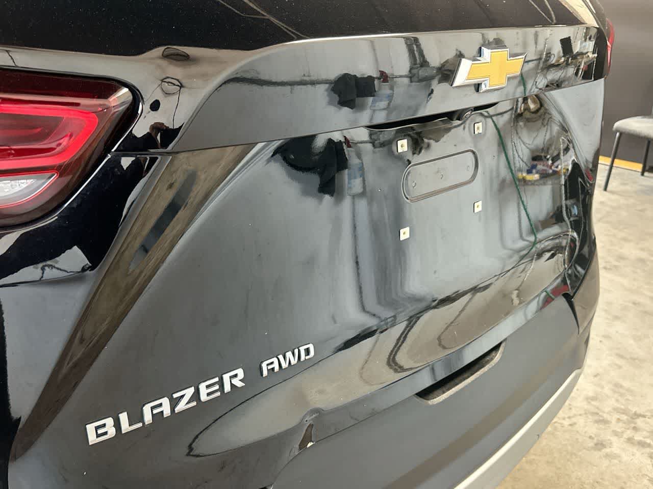 Used 2025 Chevrolet Blazer LT AWD/4WD image 10