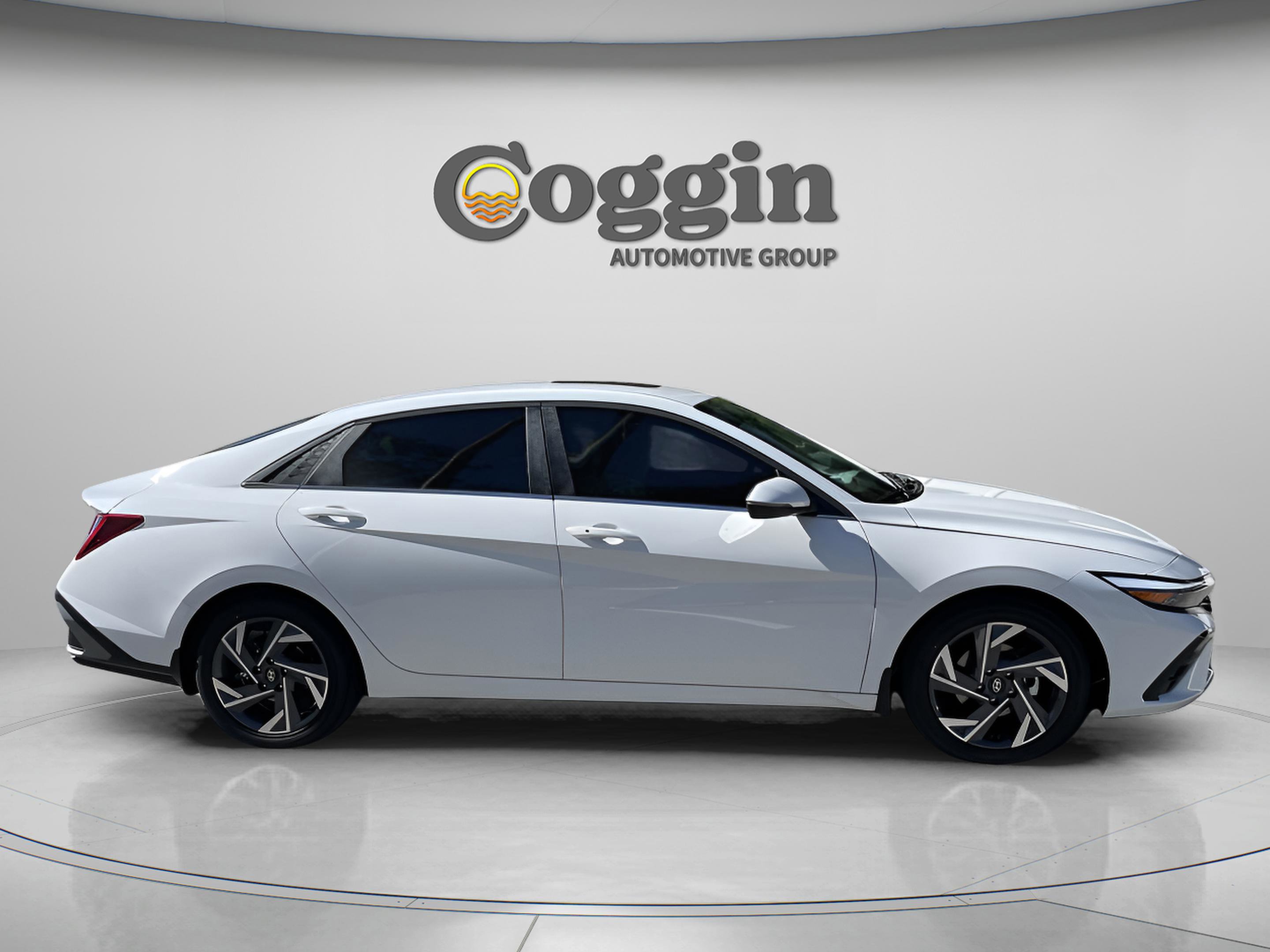 New 2026 Hyundai Elantra Limited image 6