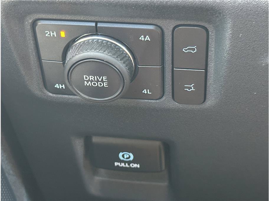 Used 2025 Ford Expedition Max Platinum AWD/4WD image 15